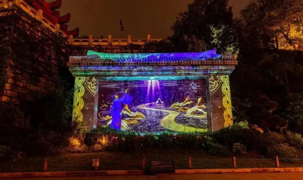  电竞主题公园落成，沉浸式体验引领产业新潮流