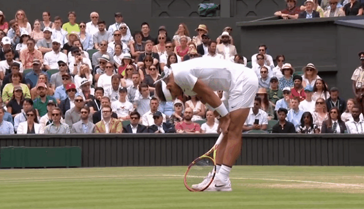  穆雷草地王者归来，温网捧杯泪洒赛场