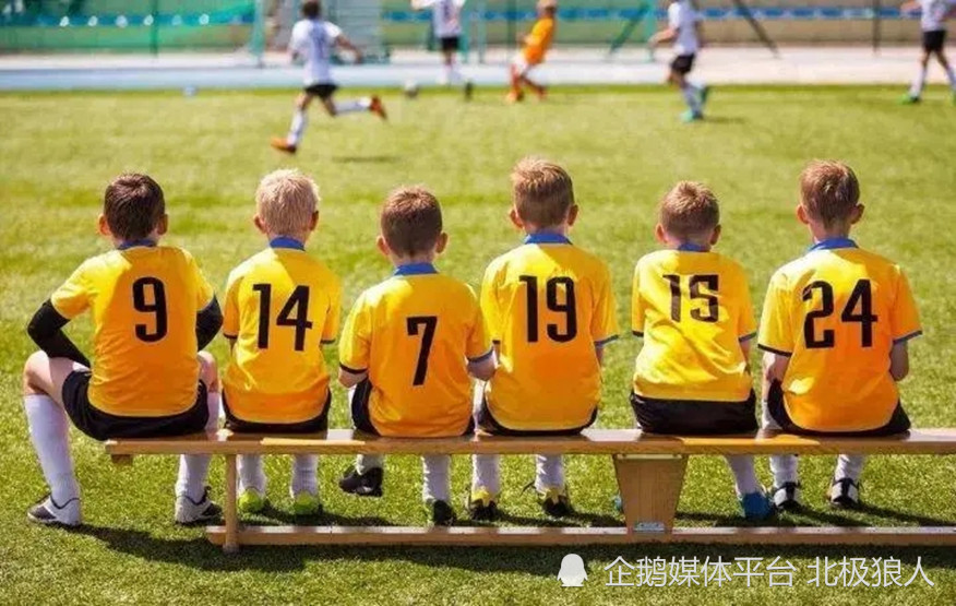  青训营涌现天才少年，中国足球未来可期  